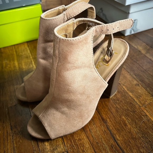 Lulus Heels - Picture 4 of 6